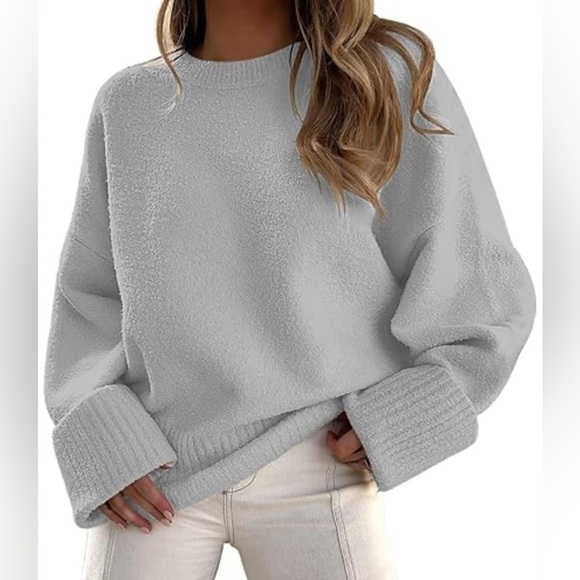 LILLUSORY Women’s Light Gray Crew Neck Oversized Sweater Size Small - Picture 1 of 6